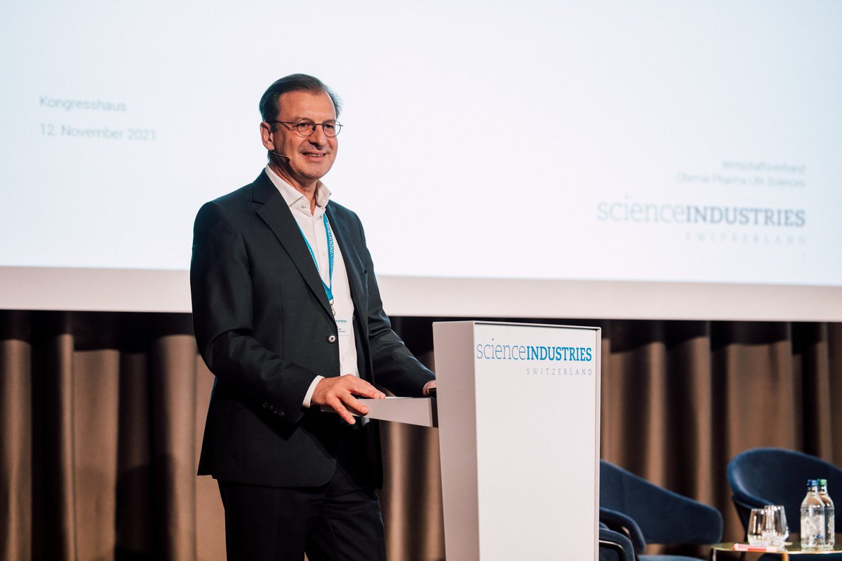 swiss_science's tweet image. Am heutigen scienceindustries Jahresanlass zeigten Persönlichkeiten aus Politik, Gesellschaft und Wirtschaft auf, wie die Schweiz die Chancen der #Digitalisierung nutzen kann, um Weltspitze als Standort für Chemie Pharma Life Sciences zu bleiben.  
scienceindustries.ch/article/25965/…
