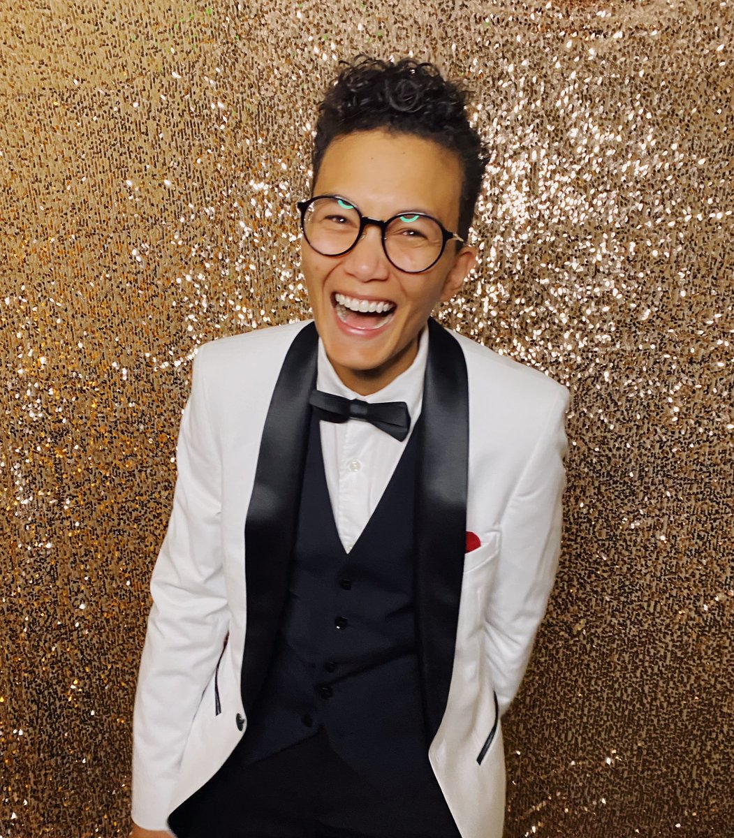 Braces off cheeeeee thx <a href="/Itshella_dom/">Dom DeGuzman</a> #NewProfilePic