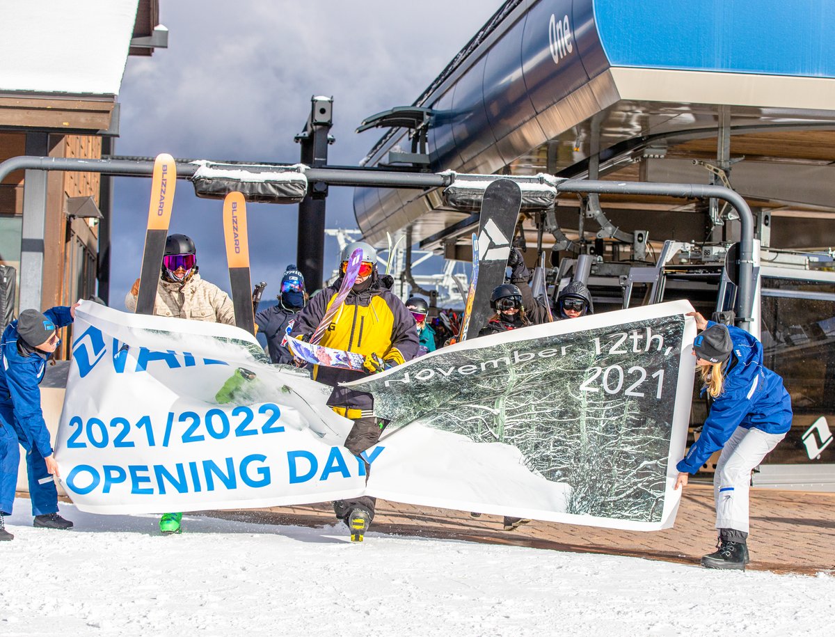 vailmtn's tweet photo. The 2021-22 season has officially begun at Vail Mountain! Who’s joining us today!? https://t.co/jcsj3CLchW