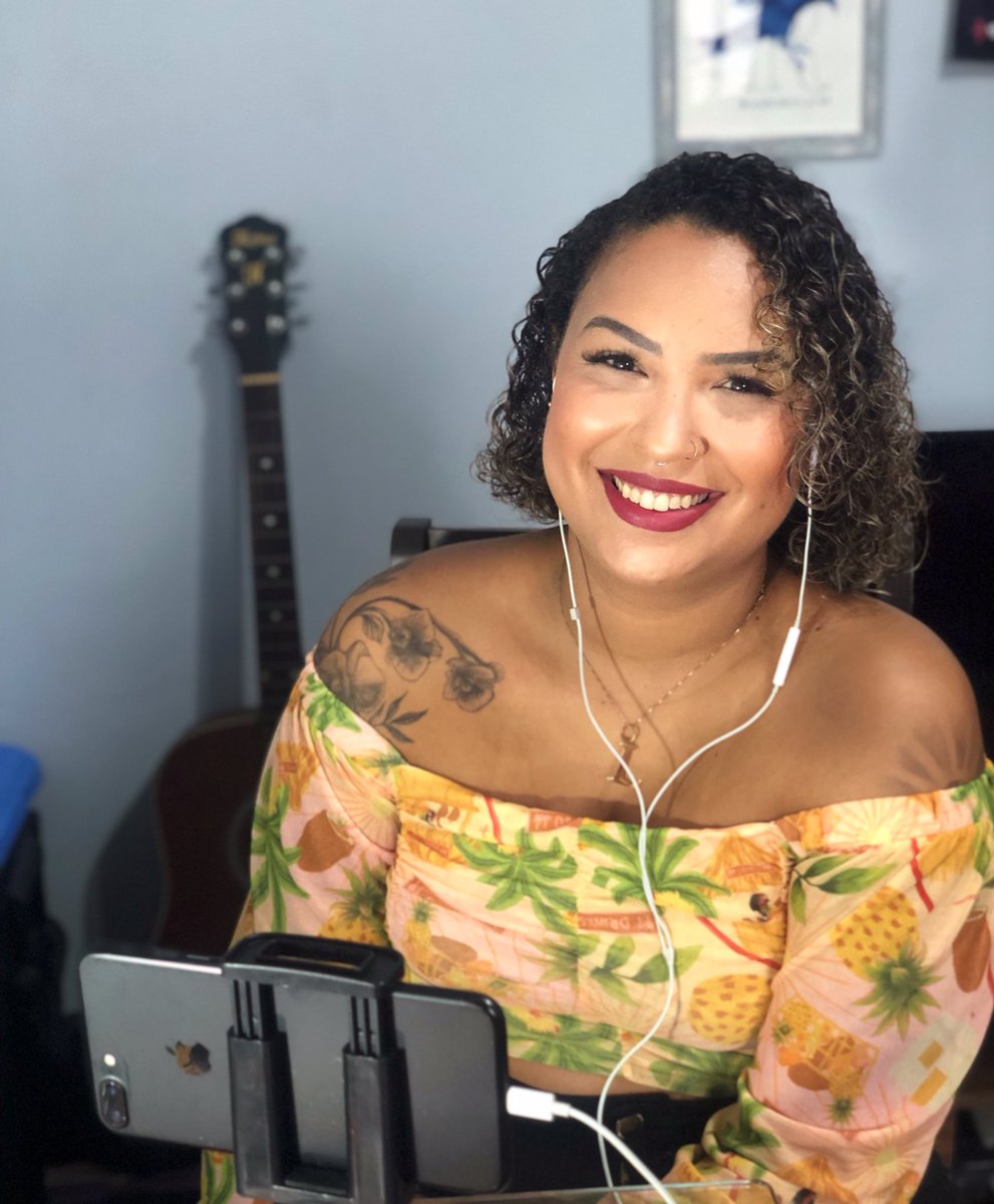 LailaFrazao's tweet photo. Quando recebi o convite pra falar em um dos painéis da #exponeja não acreditei que alguém queria me ouvir. São muitos anos de trabalho e dedicação a música, só Deus sabe da minha luta e do meu amor. Esse convite foi reconhecimento! Que momento incrível! ❤️🤠🧜♀️ https://t.co/2qWQsdAHfa