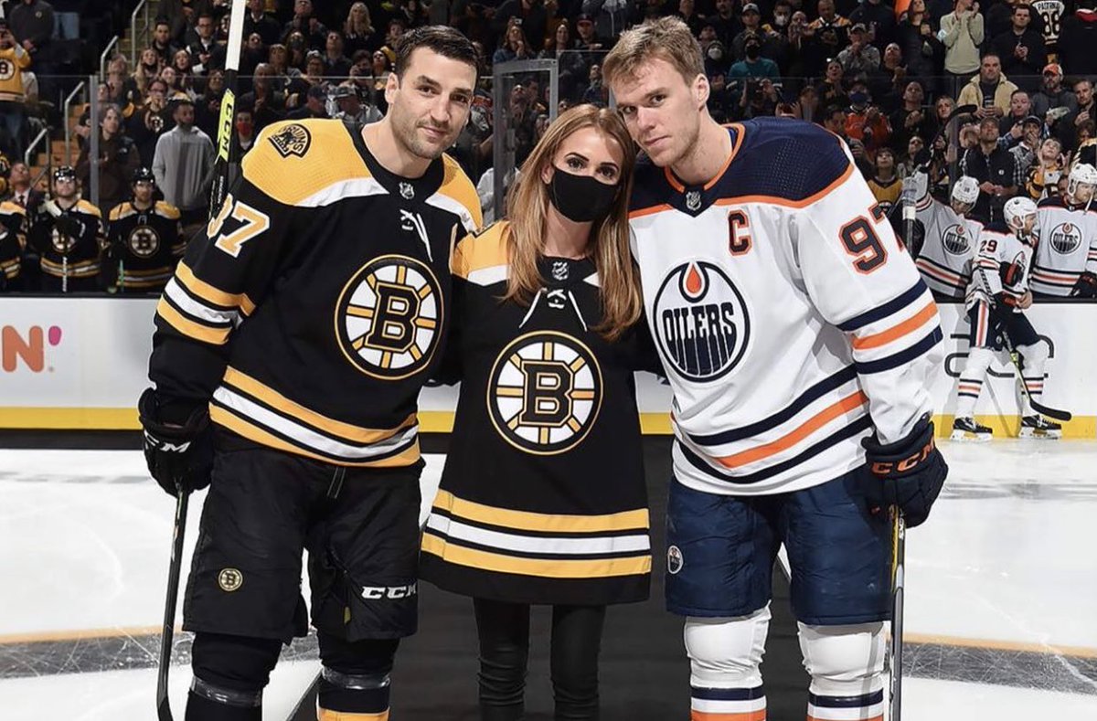 The two best teams. The two best captains. Love you guys. 💛🖤🧡💙