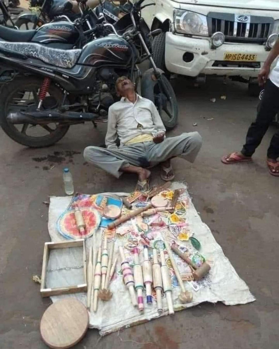 sahilg_official's tweet photo. Fulfilled the responsibility of the family till the last breath. Some deaths are part of a common man😢
#saveforlife https://t.co/vmErQZwjYH