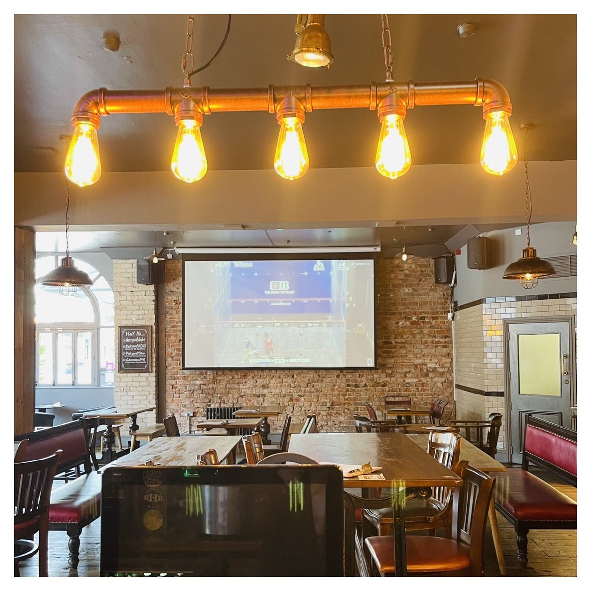 The perfect chill spot for the weekend… get yourselves down here ASAP 🙌🍺🍔⚽️

#dockyarddidsbury #dockyardpub #didsbury #didsburylife #didsburyvillage #didsburyliving #didsburydrinks #didsburypubs