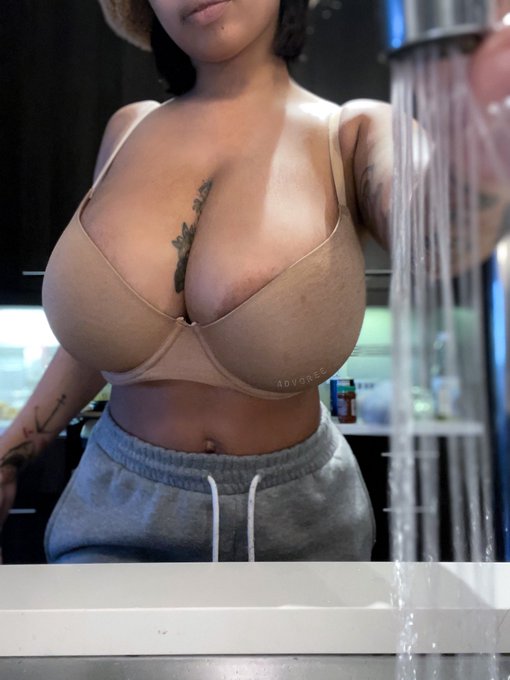 🌤 Chill Day https://t.co/Xbjk4s9H8q