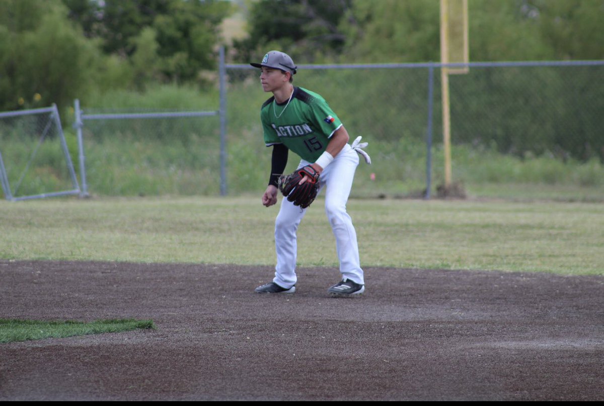 _TylerDuncan_'s tweet photo. I’m extremely excited to announce my commitment to further my athletic and academic career at Mid Michigan. I want to thank my parents for all they’ve done for me, my coaches and my teammates as well. Go Lakers‼️#commited @ActionBaseball @CRidgeBaseball @PickenBaseball https://t.co/0FFbZL5TIi