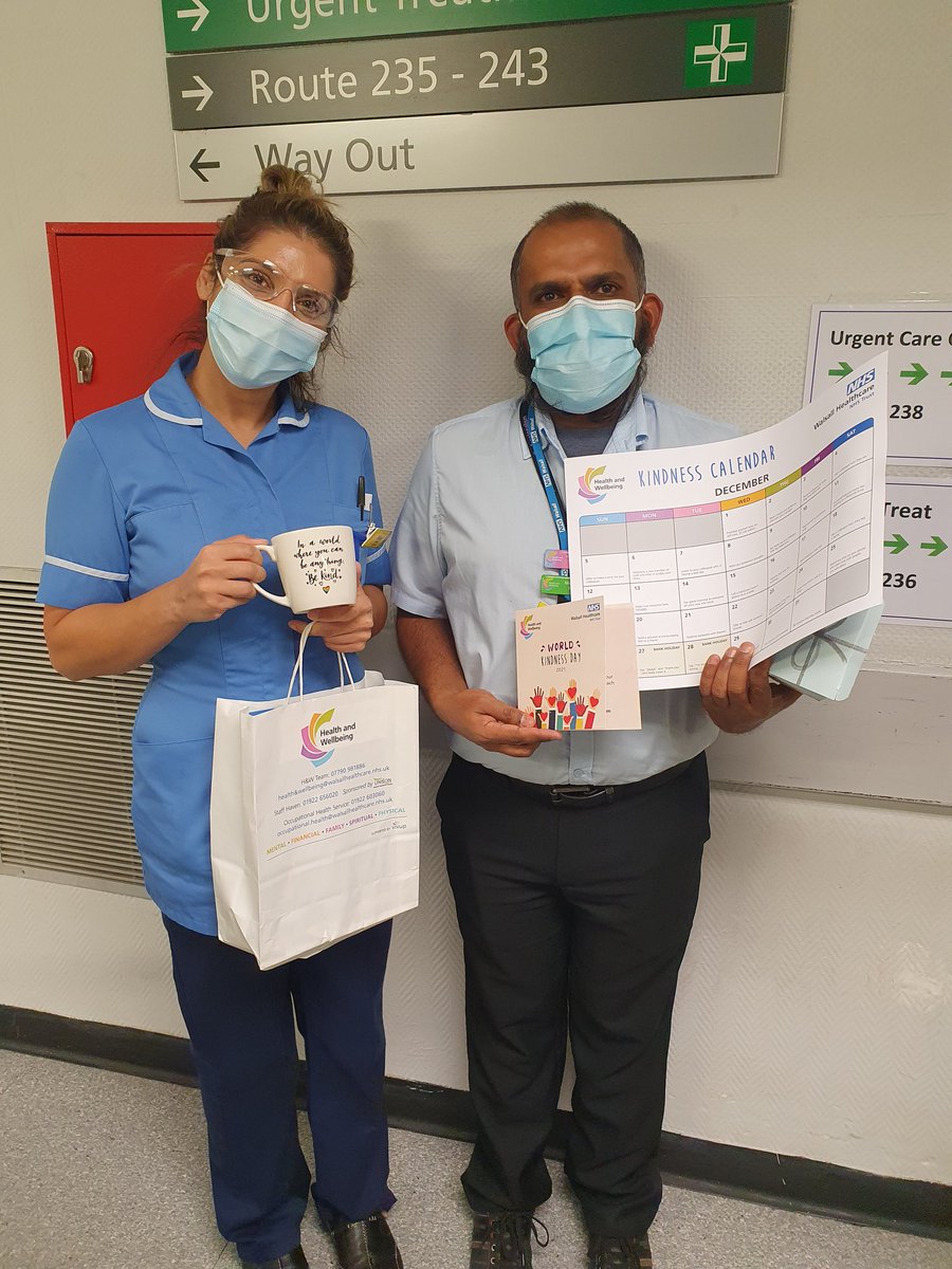 NHSWellbeing's tweet photo. Well Done Ruby Kaur from A&E for winning Selfie Award
on Kindness Dayπ
@KempWellbeing
@tamsingradford
@tracynics
@ClairBondHR_NHS
@WalsallHcareNHS https://t.co/rPnYzjbwfw