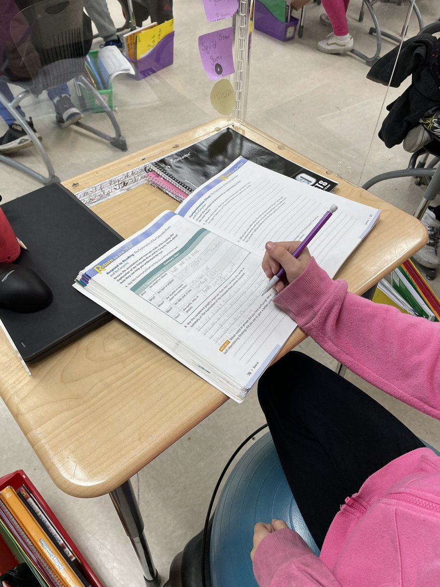 JenHolbrook218's tweet photo. Working on our #LincolnPrideWCS “rock,” Literacy!  Students are summarizing a text in preparation to answer the focus question “In what ways is exploration valuable?” @warrenschools https://t.co/8wxkFLO4TU