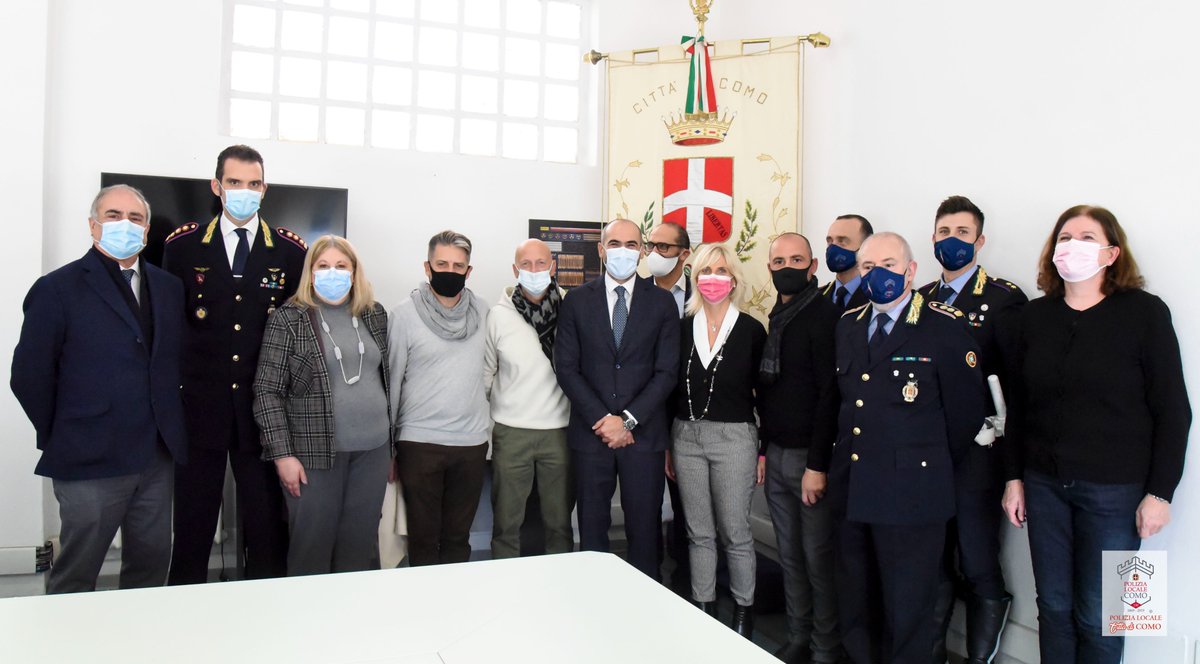 🇱🇧 𝗜𝗹 𝗰𝗼𝗻𝘀𝗼𝗹𝗲 𝗴𝗲𝗻𝗲𝗿𝗮𝗹𝗲 𝗱𝗲𝗹 #Libano  𝑑𝑜𝑡𝑡. 𝐾ℎ𝑎𝑙𝑖𝑙 𝑀𝑜ℎ𝑎𝑚𝑎𝑑 𝗮𝗹 𝗖𝗼𝗺𝗮𝗻𝗱𝗼 𝗱𝗲𝗹𝗹𝗮 #PoliziaLocaleComo
Thank you for your friendship and cooperation in investigations
<a href="/LebanonMilano/">Lebanese Consulate Milano</a> 

#Como #PoliziaLocale #PoliziaGiudiziaria