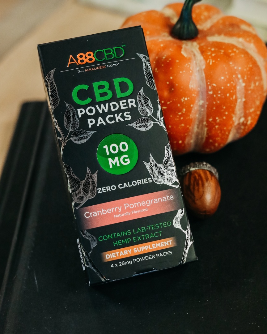 A88Cbd's tweet photo. Enjoy notes of seasonal flavors with our Cranberry Pomegranate CBD Powder Packs. 🙌

Click the link in our bio to start shopping!

#A88CBD #CBD https://t.co/s381xLvKUN