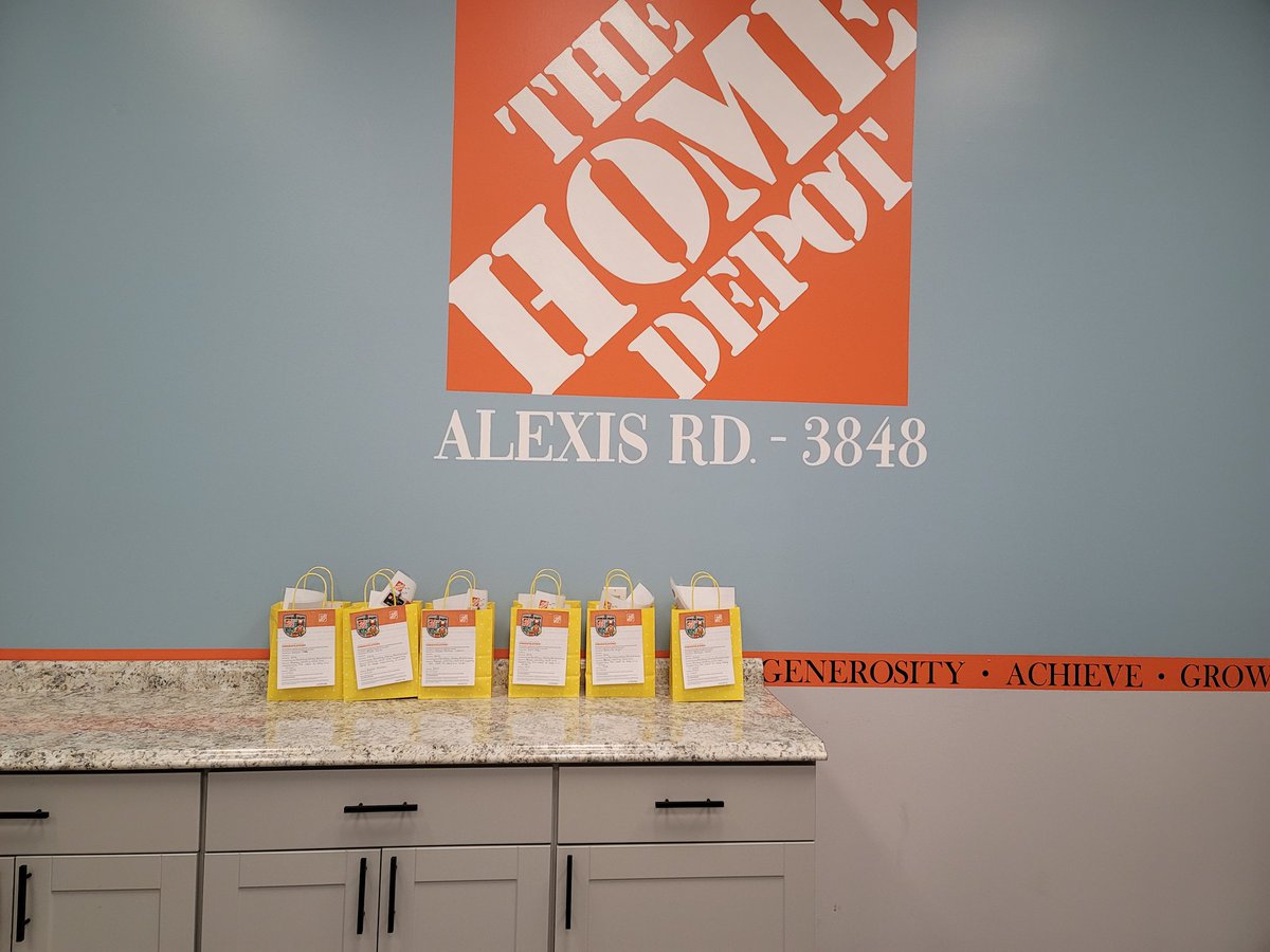 HD Nuhfer (@hdnuhfer) on Twitter photo Celebrating the amazing 3848 MET team! Thank you for all you do! We could not do it without you!! #teamwork #bestever @AsalazarHD3848 <a href="/ambristhecolor/">Amber</a> <a href="/Rjbuck4/">Rob Buchanan</a> <a href="/SeanMatson_THD/">Sean Matson</a> <a href="/NEToledoTHD/">Toledo THD-Alexis Rd</a> Celebrating the amazing 3848 MET team! Thank you for all you do! We could not do it without you!! #teamwork #bestever @AsalazarHD3848 <a href="/ambristhecolor/">Amber</a> <a href="/Rjbuck4/">Rob Buchanan</a> <a href="/SeanMatson_THD/">Sean Matson</a> <a href="/NEToledoTHD/">Toledo THD-Alexis Rd</a>