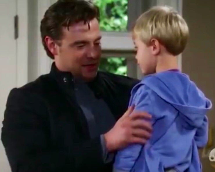 christy041499's tweet photo. Kelly said he’s like a 5 yr. old 🥰maybe that’s why he certainly has a special kind of chemistry with children❤️Just add it to his, charm, class, kindness, & endless talent. #BillyMiller #borntobeadad #BillyDeservedBetter #BringBackBillyMiller https://t.co/5RTFNzjlF4