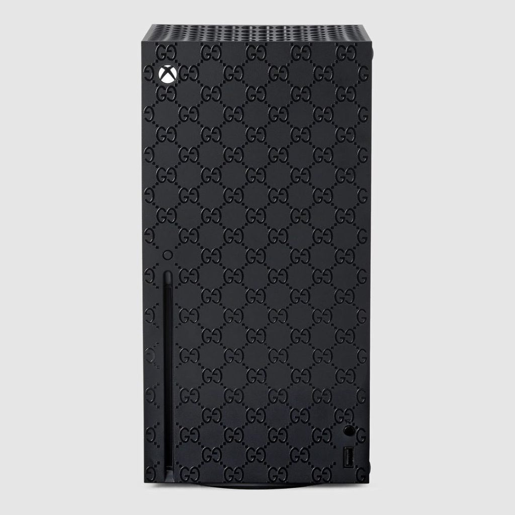 Microsoft partners with Gucci for Limited Edition Xbox Series X bundle

Xbox by Gucci will be limited to 100 units and will be available on Wednesday, November 17th on gucci.com, and at select Gucci stores,