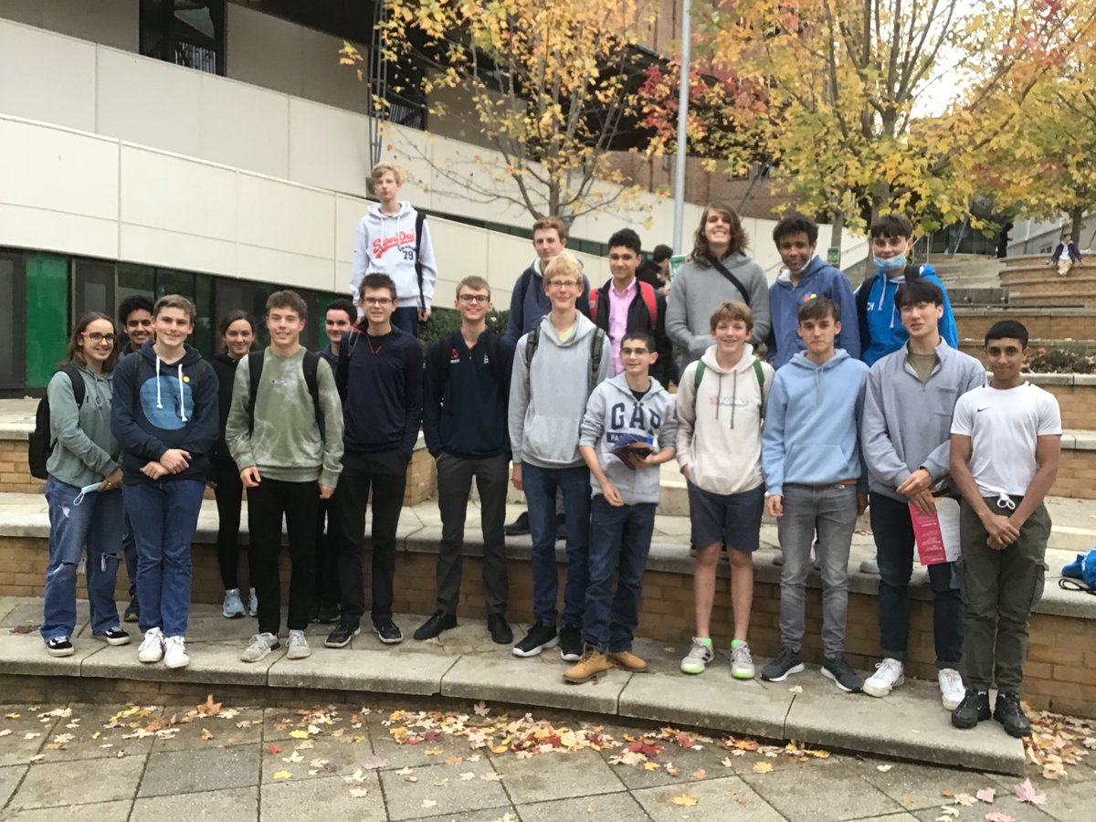 Thanks to @iopsw for organising an excellent Festival of Physics at <a href="/uniofexeter/">University of Exeter</a> on Saturday. Great lectures, workshops and opportunities to talk to people about their research. Plenty for pupils to think about! <a href="/PhysicsNews/">Institute of Physics</a> #FestivalOfPhysics
