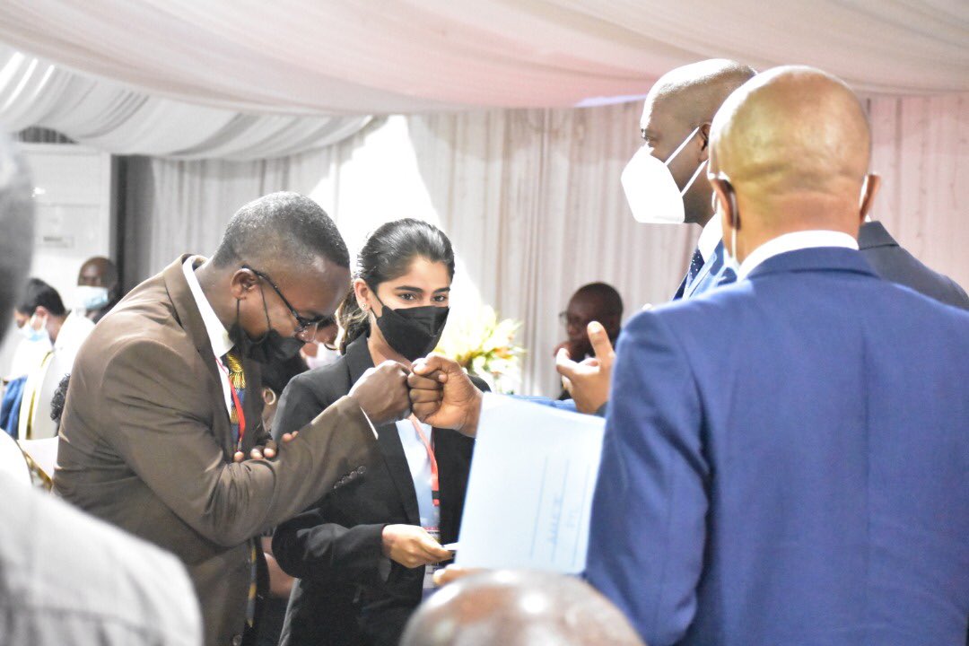 CongoMines's tweet photo. #RDC_MINES_RSE
Happening now : Cérémonie officielle de remise des arrêtés approuvant les cahiers des charges des entreprises minières #RuashiMining, #STL et #SOMIKA à Lubumbashi. https://t.co/d98wZojP3j