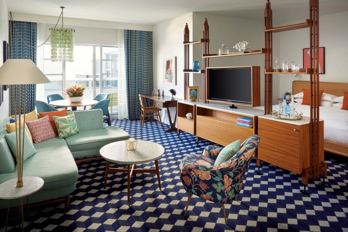 cppluxury's tweet photo. The Confidante Miami Beach, Unbound Collection by Hyatt, unveils renovations, including new suites

https://t.co/PzGrkdN2Bz 

#TheConfidanteMiamiBeach #UnboundCollectionbyHyatt #Hyatt #MiamiBeach #renovation #revamp #redesign #luxury #luxuryhotel @Hyatt  @theconfidante https://t.co/P9qpAjrf7P