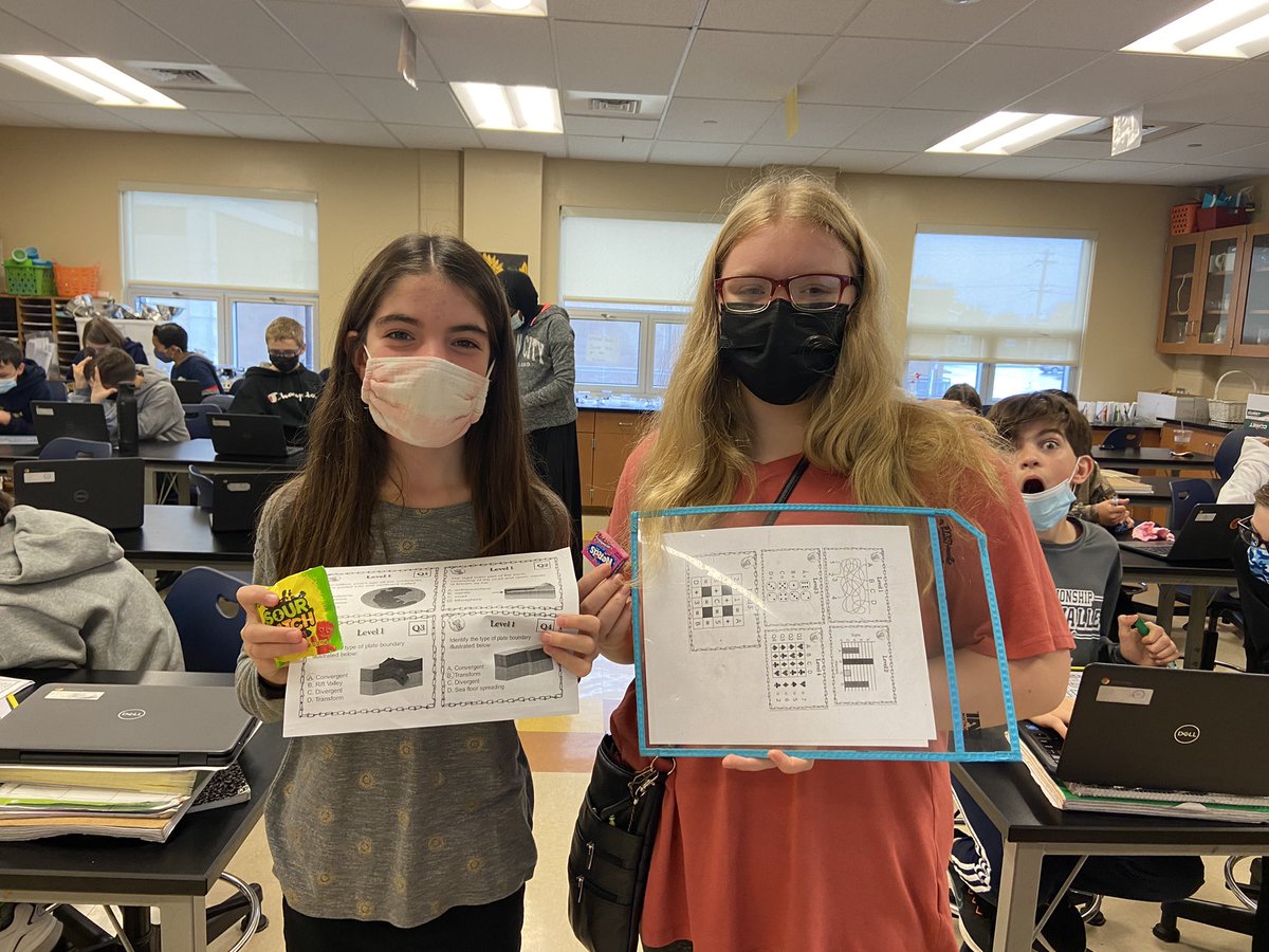narmbruster28's tweet photo. End of unit #EscapeEoom fun in 6th grade science today. Great way to end the week and the marking period! 
#PDEAproud #PennDelcoProud https://t.co/ePyxb45Aaf