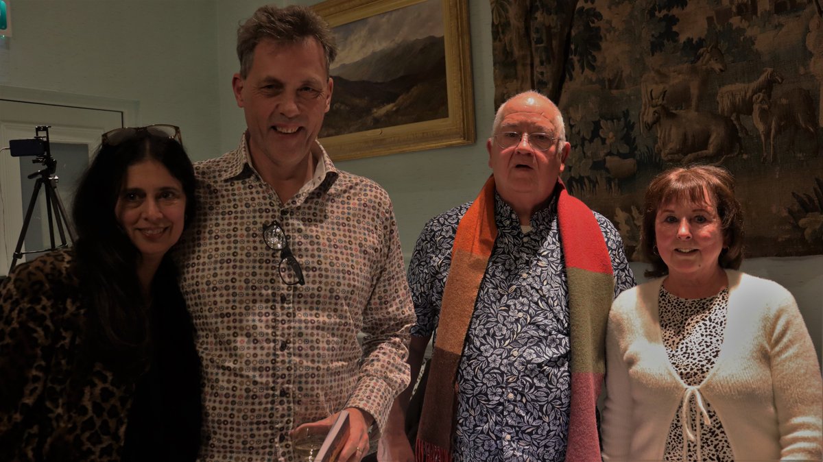 BiteSized_Books's tweet photo. Tuesday’s launch event for John Mair’s “Morse, Lewis, Endeavour” was hugely successful. Thank you to everyone who took the opportunity to join us for the occasion! Here are some of photographs that were taken.

#inspectormorse #itvendeavour #johnmair https://t.co/fXbQToquCb