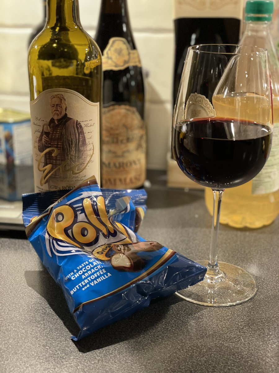 oldpointbar's tweet photo. Man är ju finsmakare.. 😁 https://t.co/YIqHc3U6iG