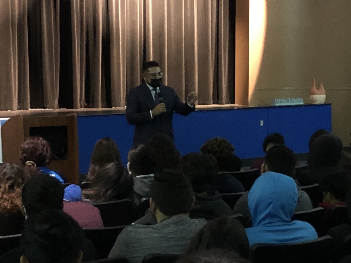 RepWalle's tweet photo. I spoke to a wonderful group of high school kid’s from @LaPromesa_AISD. La Promesa HS is a school dedicated to new arrivals many of whom have experienced more than any kid can endure. A new language, country, &amp; customs but they will succeed with help of great educators. #txlege https://t.co/hgD2u8bzL2