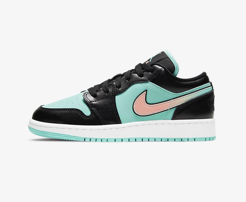 sneakerhuddle's tweet photo. GS Air Jordan 1 Low 'Tropical Twist'

https://t.co/avFR02qKAb

#AD https://t.co/c6dtAxtzsV