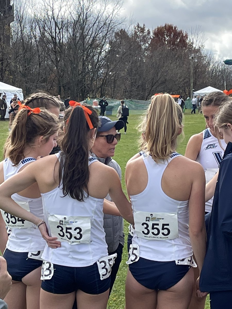 Villanova has three of the top 10 finishers in the women’s race, led by Lydia Olivere in 4th place! Maggie Smith and Sadie Sigfstead come in 8th and 9th. #GoNova #NCAAMidAtlantic 

Live Results: results.tfmeetpro.com/Mitchell_Timin…