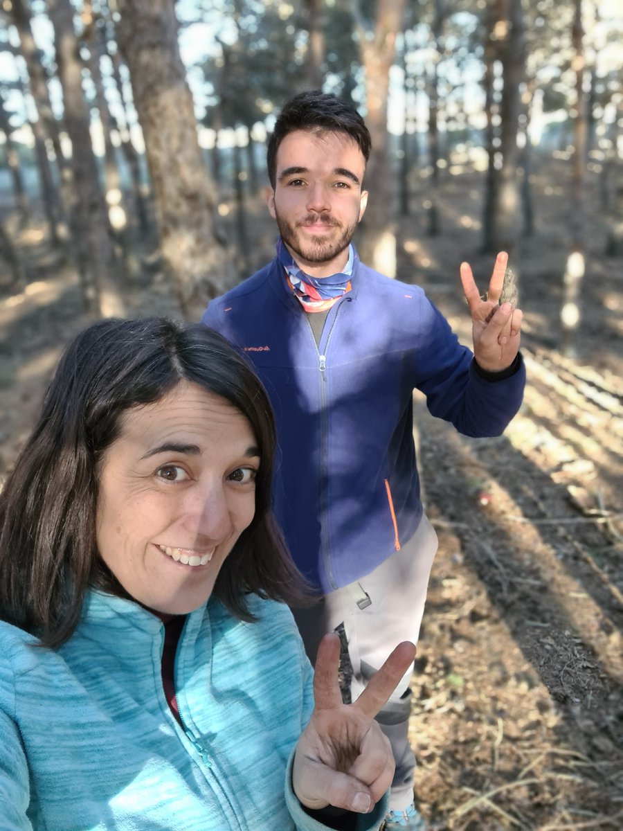 FireFungi_'s tweet photo. And just like that, we finished our field campaign! Special thanks to Ignacio Garcia, a last year forestry student  (@La_UPM ) whose help was invaluable. Now off to the lab to see what's going on with those burnt 🔥🍄🍄🔥 @caponte__ @INIA_es https://t.co/PfGWcJUnEP