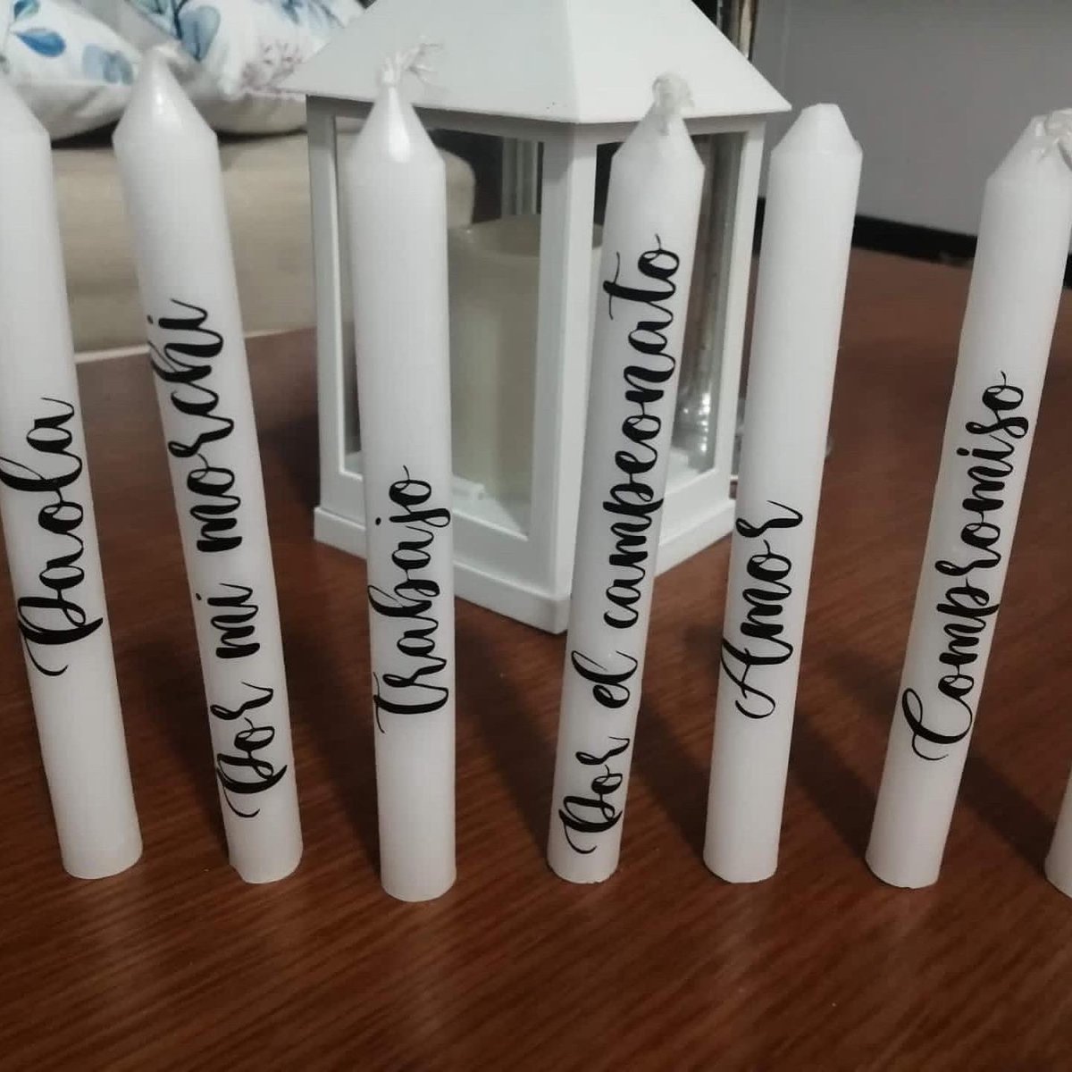 ¡VOLVIERON LAS VELITAS!
Hagan sus pedidos 💙 Con lo que más deseen ✨