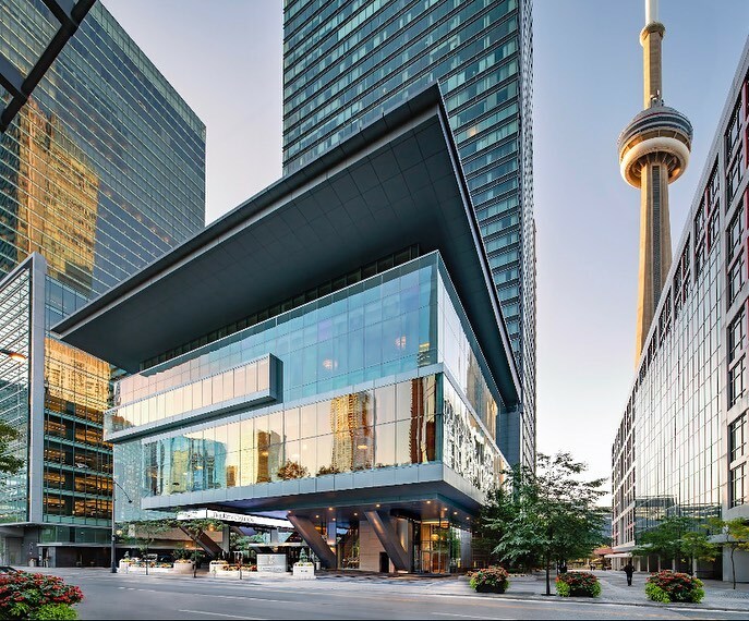 MagazineMarquee's tweet photo. Getting pumped this Friday! Our MarQuee Magazine private fall event is next week and we could not be more excited to work with our new partner @ritzcarltontoronto ! Our event will be held at @ritzcarltontoronto ‘s newest exciting restaurant, @epochtoront… https://t.co/YlunwHBmRv https://t.co/oGZuNU0GIO