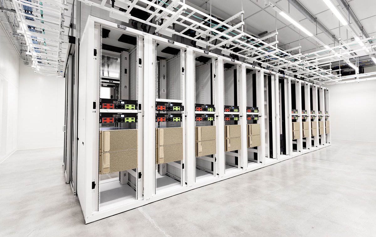 Lukasz Paciorkowski tweet media