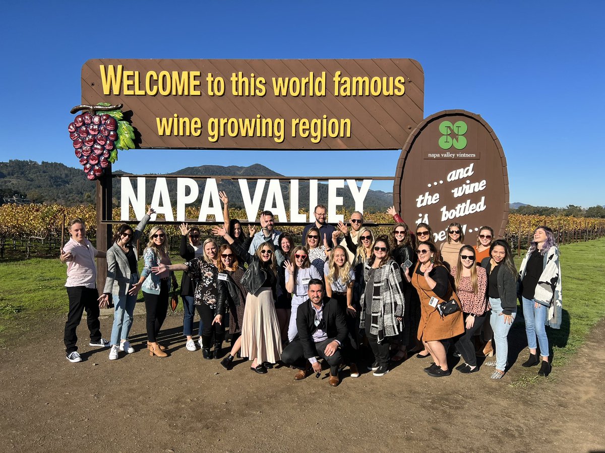 SKSappliances's tweet image. .@thenkba 2020 class of Thirty Under 30s are kicking off their #TrueToFood Napa day! #SKSxNKBA30s #SKSNapaEDC