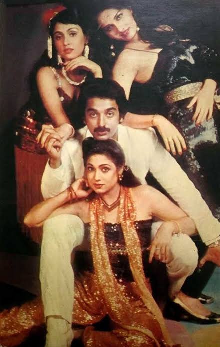 sunnydeon85's tweet photo. Guess the movie name ???
@ikamalhaasan #KamalHaasan #KingMaker #universalhero #80scut #kingwithoutcrown #threequeens #Vikram #Vikram_April2022 #VikramFirstGlance https://t.co/raU8XW3szD