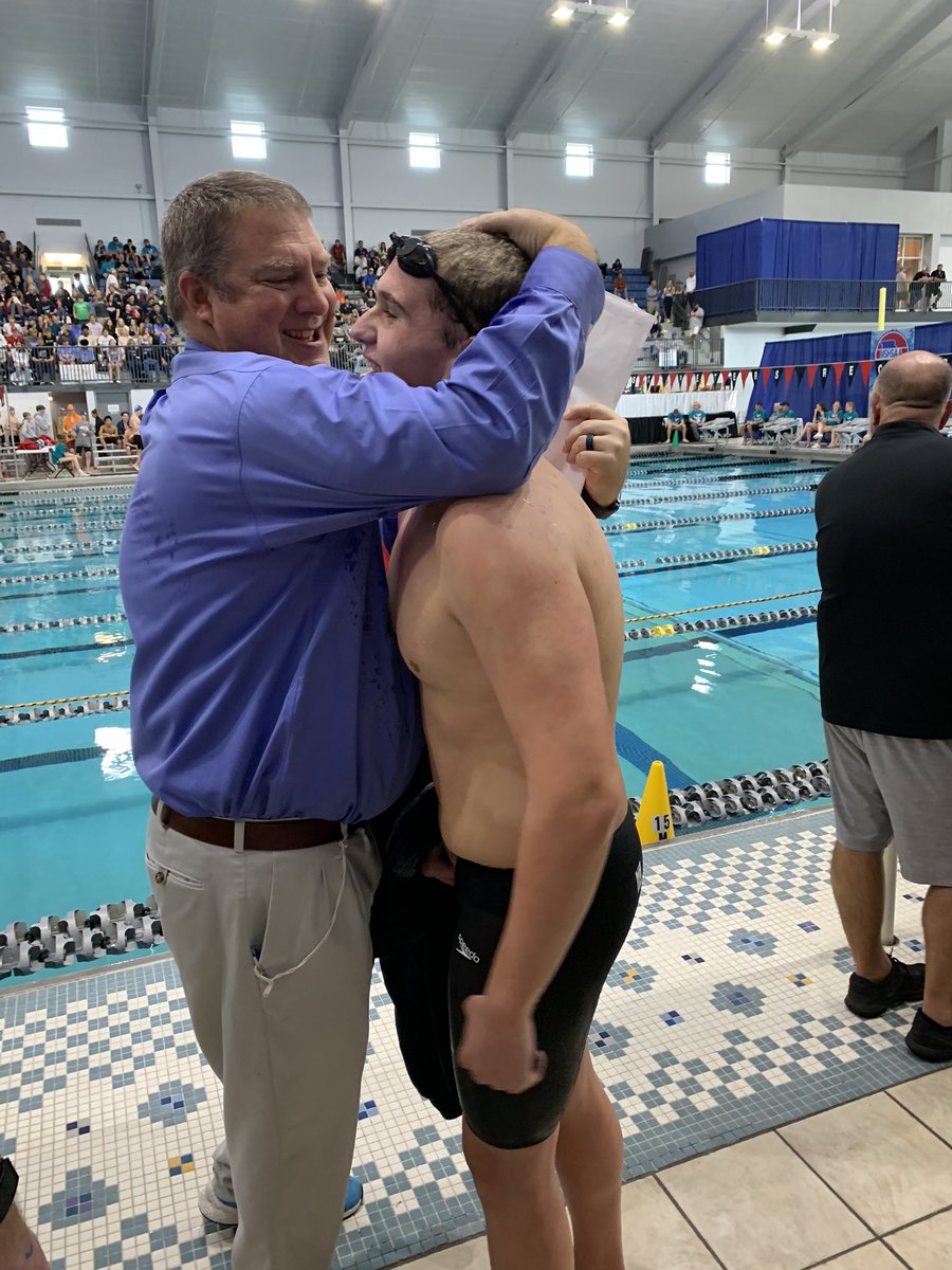 GHSwim_dive's tweet photo. Gillham gets 13th in the 500 free with a PR and earns All-State Honorable Mention! @SwimFame @ghsfalconflock https://t.co/1jghgaHrSV