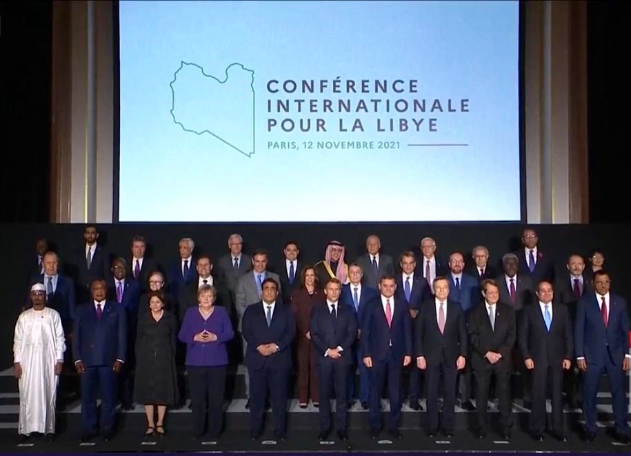 JosepBorrellF's tweet photo. Il est crucial de maintenir la Libye à l’agenda international dans cette phase décisive pour son avenir.
Merci @EmmanuelMacron et aux coprésidents d’organiser cette conférence.
#Libyaconference https://t.co/WLeqJkdUmm