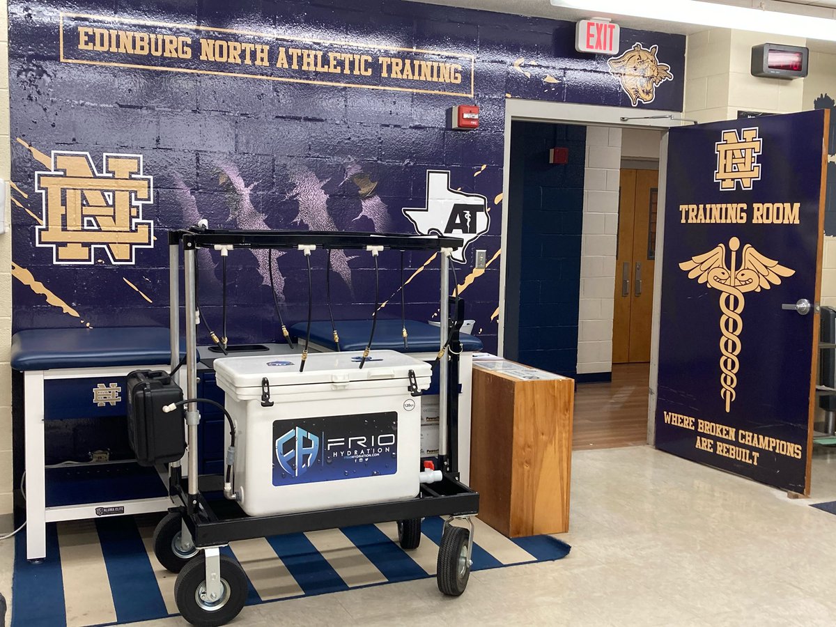 cougars_at's tweet photo. The newest addition to our athletic training program. @FrioHydration delivering our first Frio unit. Excited for our next two units to be delivered in the next couple months! #FrioHydration #ENHSAT https://t.co/84WTamhlhT