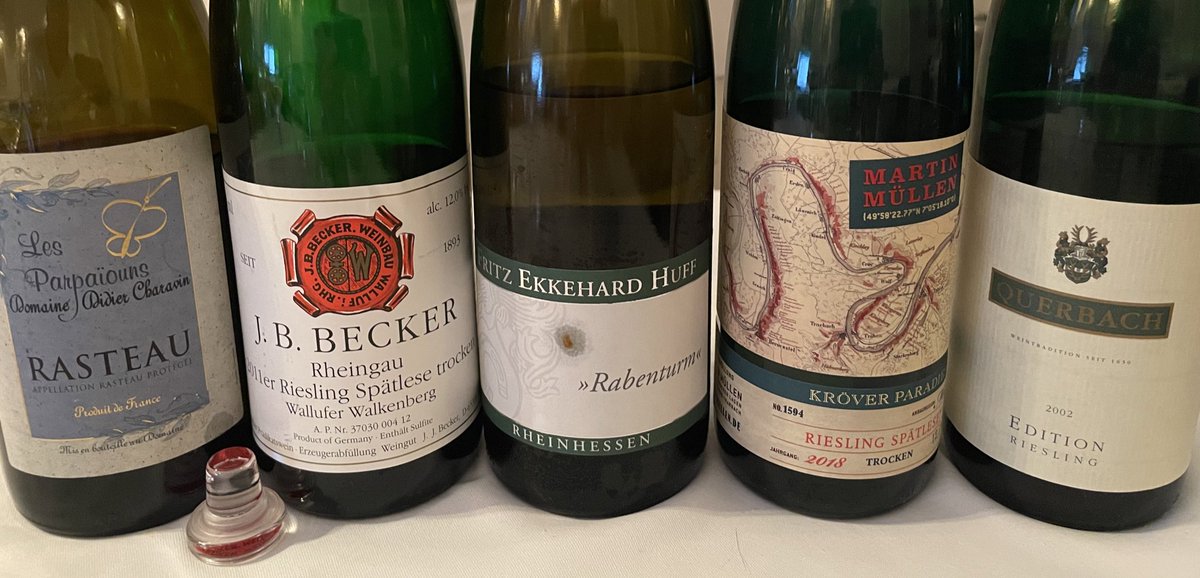 RobBrown714's tweet photo. Another memorable lunch with Der Trockenista @TheWineryUK . Rieslings with the fantastic food of #hunanlondon - every one a lovely match . Huff and Muellen especially good . Rasteau - D Charavin c/o my dear Dad in the sweet spot @mattwallswine @moselfinewines https://t.co/7GI3Eqmvs6