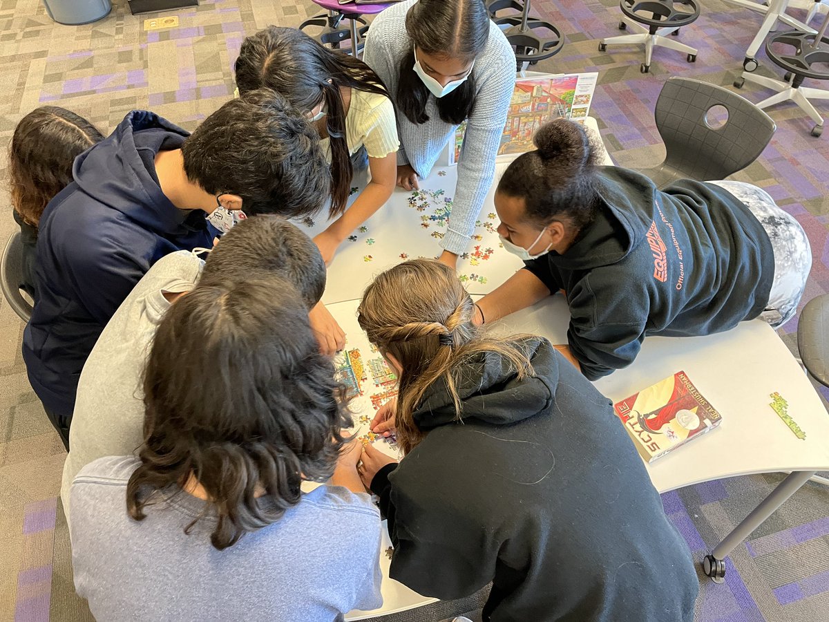 CeVMS_Library's tweet photo. Some intense puzzling is happening in the Library today! 😂🧩 #FunFriday #stressrelief @cevmsjags https://t.co/8JYbPNctck
