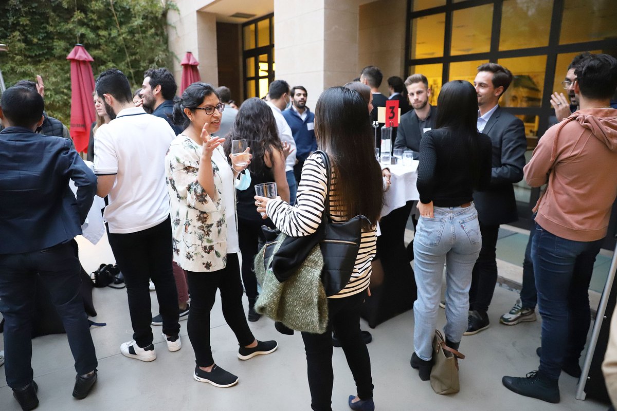 EADABusiness's tweet photo. π₯ Today, EADA Community organized the first networking event for our Masters and MBA participants after the COVID-19 pandemic at the H10 Art Gallery, in Barcelona. All of them enjoyed a networking game that aimed to mix up and break the ice.
#WeAreEADA
#EADACommunity https://t.co/lhOLAj8f0S