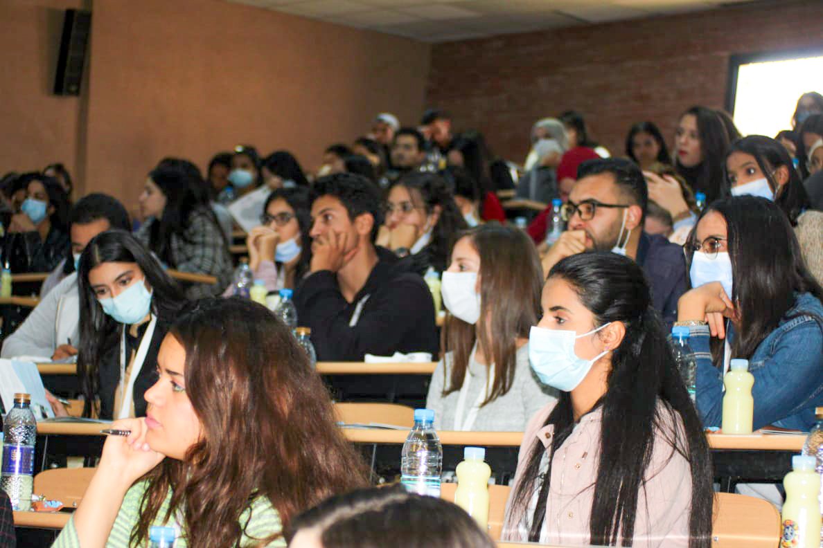 DmkEsct's tweet photo. Nous tenons à remercier notre conférencière Hassene mathlouthi Business Unit Manager chez comunik💙💙
Un grand merci à @ComunikCRM pour son soutien à notre club lors de notre événement "Démonstration Workshops CRM part 1🔥🔥"
#dmkclubesct #ComunikCRM 
#dmkclub #smctunisia https://t.co/26C9IozwY1