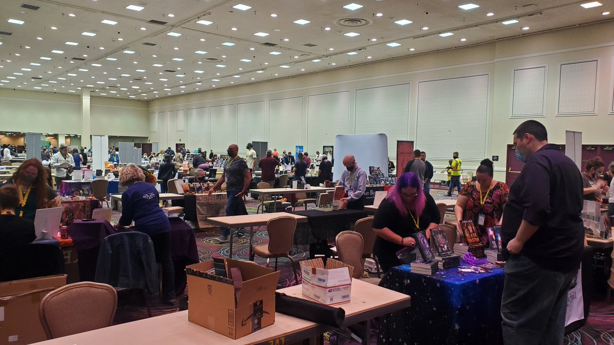 MorganJMuir's tweet photo. Check it out! Free to enter Authir signing at Bally's in Las Vegas! 100s of your favorite authors! Today only! https://t.co/2W1HvRyvp7