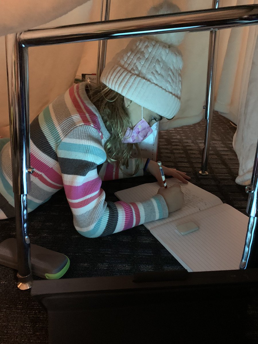 MrsFultonBA's tweet photo. “Fort Friday” was a huge success! After working hard to fill up our class jar together, 3F voted to build individual forts around their desks! We enjoyed writing in our Home/School Connection journals today! #dg58pride #fultonfamily #teamwork https://t.co/XbiygcLtSU