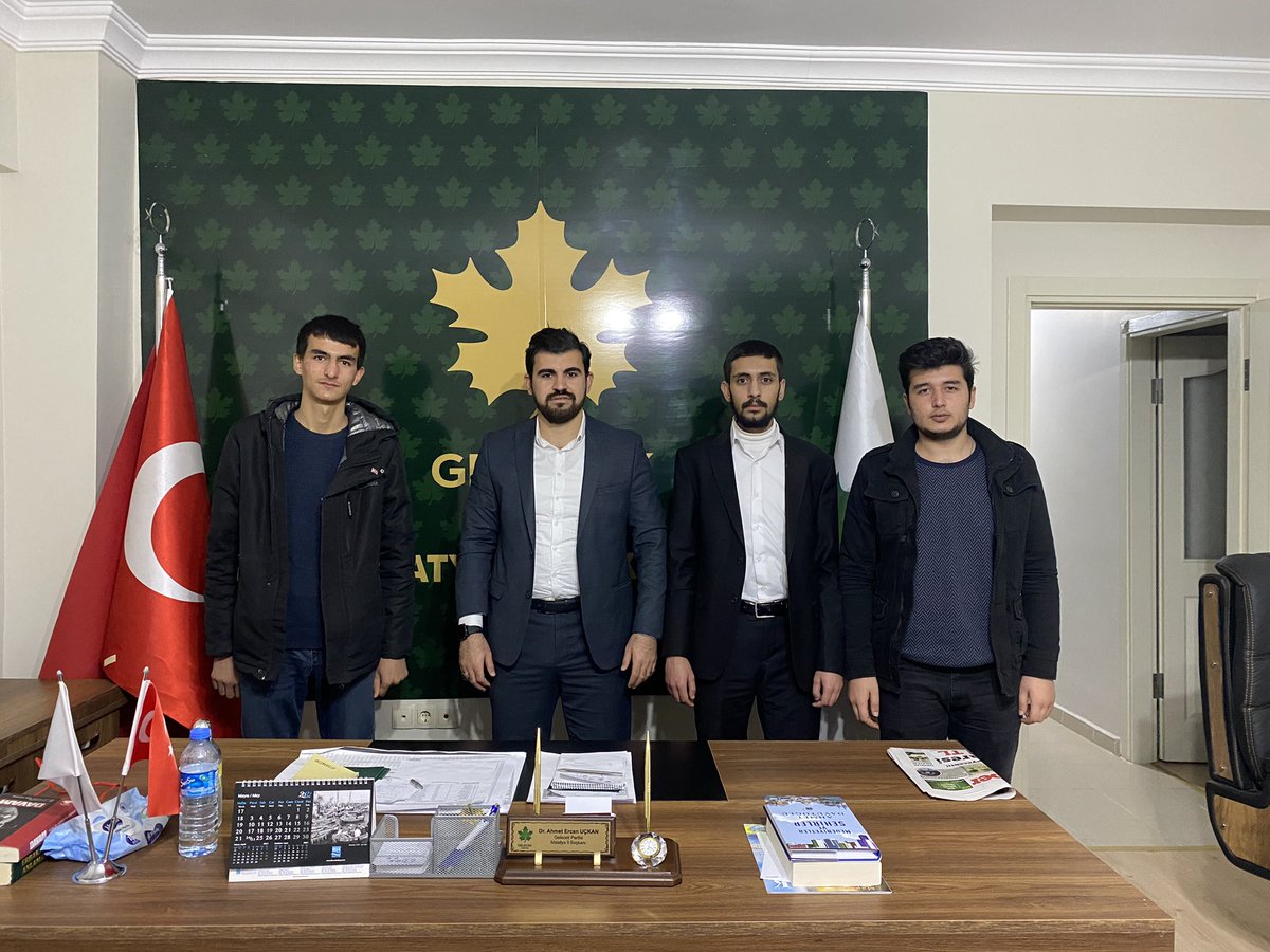 Akçadağ Dayanışma Derneği Gençlik Kolları Başkanı syn. Bilal aydın partimize ziyarette bulundular. <a href="/BMustafaGozel/">Mustafa Gözel</a> <a href="/AhmetErcanUckan/">Dr. Ahmet Ercan Uçkan</a> <a href="/mehmetdmr1_/">mehmet demir</a>