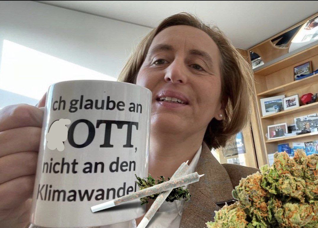 MisterMoCtrl's tweet photo. @koesterfabian Ich glaub an Ott! https://t.co/kAZ0QKbZ08