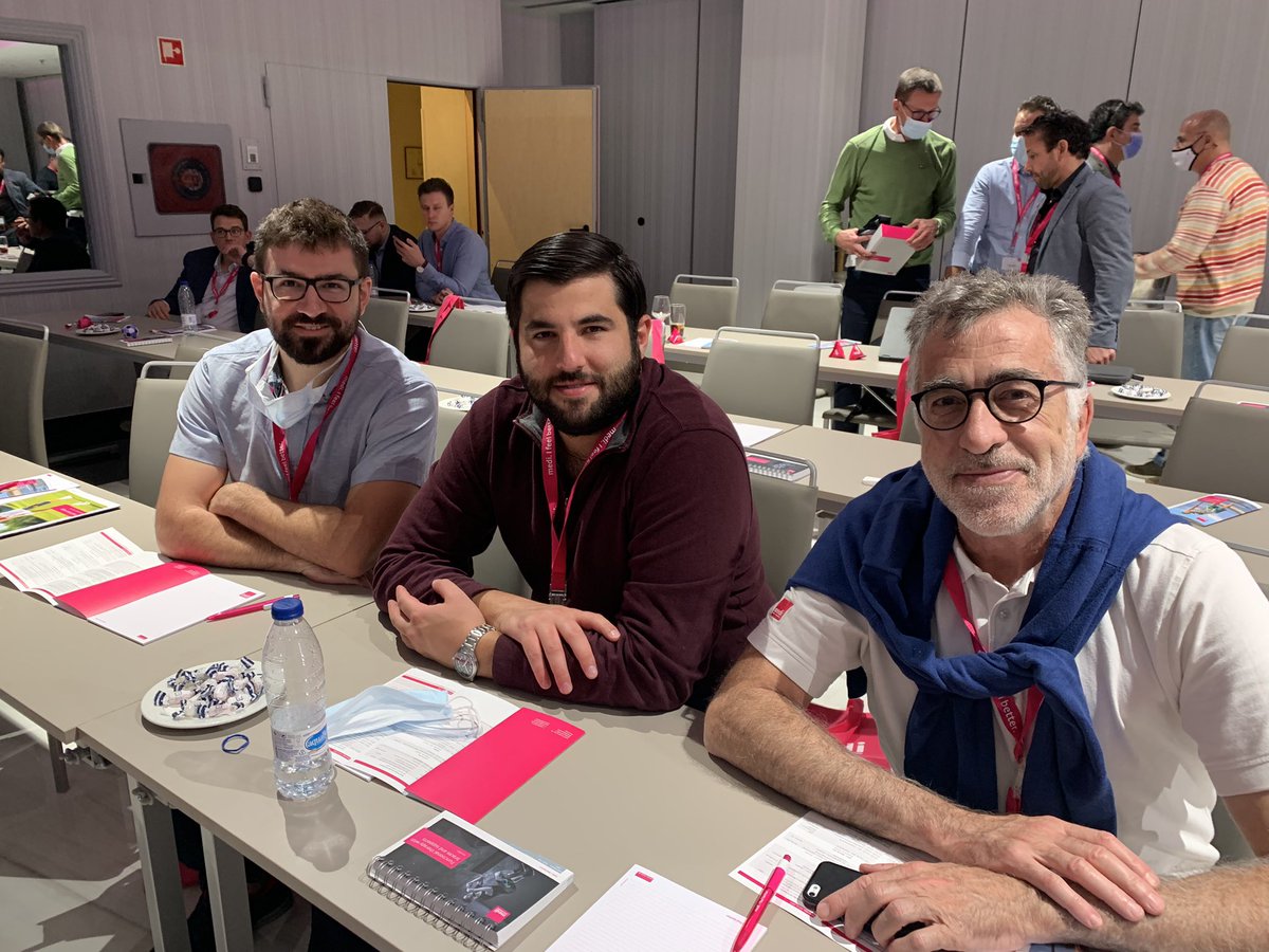 EQUIPAZO en el “18th medi European sports Orthopaedics symposium”….<a href="/ardevol_jordi/">Jordi Ardevol</a> <a href="/BerlangaDan/">Dani Berlanga</a>