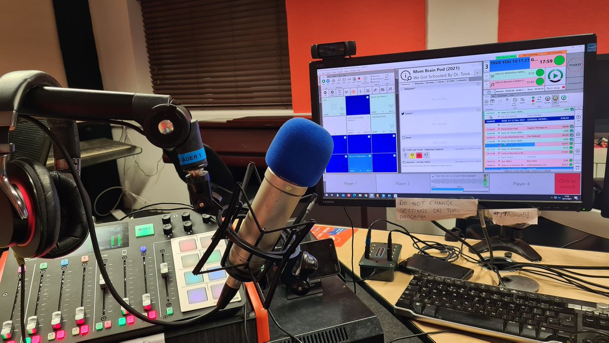 Luke Allan Michael Fox tweet media