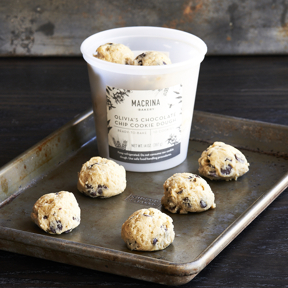 pagliaccipizza's tweet photo. Don't forget that we have Macrina Bakery & Cafe chocolate chip cookie dough to add to your delivery or pick-up! Cause fresh baked cookies is a MOOD. π
#pagliaccipizza #macrinabakery #chocolatechipcookiedough #ccc #tgif #pizzaandcookies #bestcombo #treatyoself https://t.co/pHXPyhOiv6