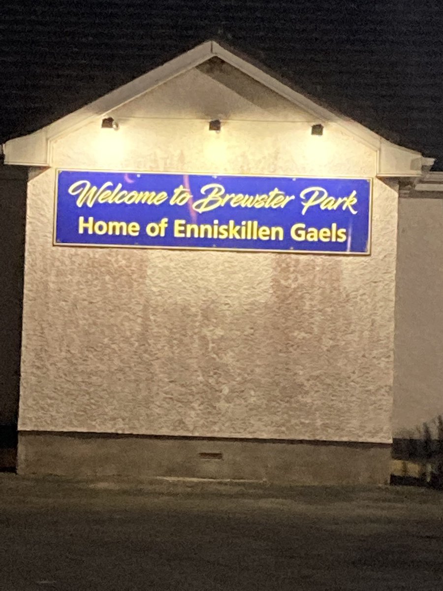 Ferm_Herald's tweet photo. The flags are flying, the lights are on and the fans are gathering!
🏐 The @enniskillengaa senior players and management are holding a ‘Meet and Greet’ ahead of next Sunday’s #SFCFinal.
Follow us on social media for all the action from tonight’s celebration. https://t.co/kXYoMkGM3z