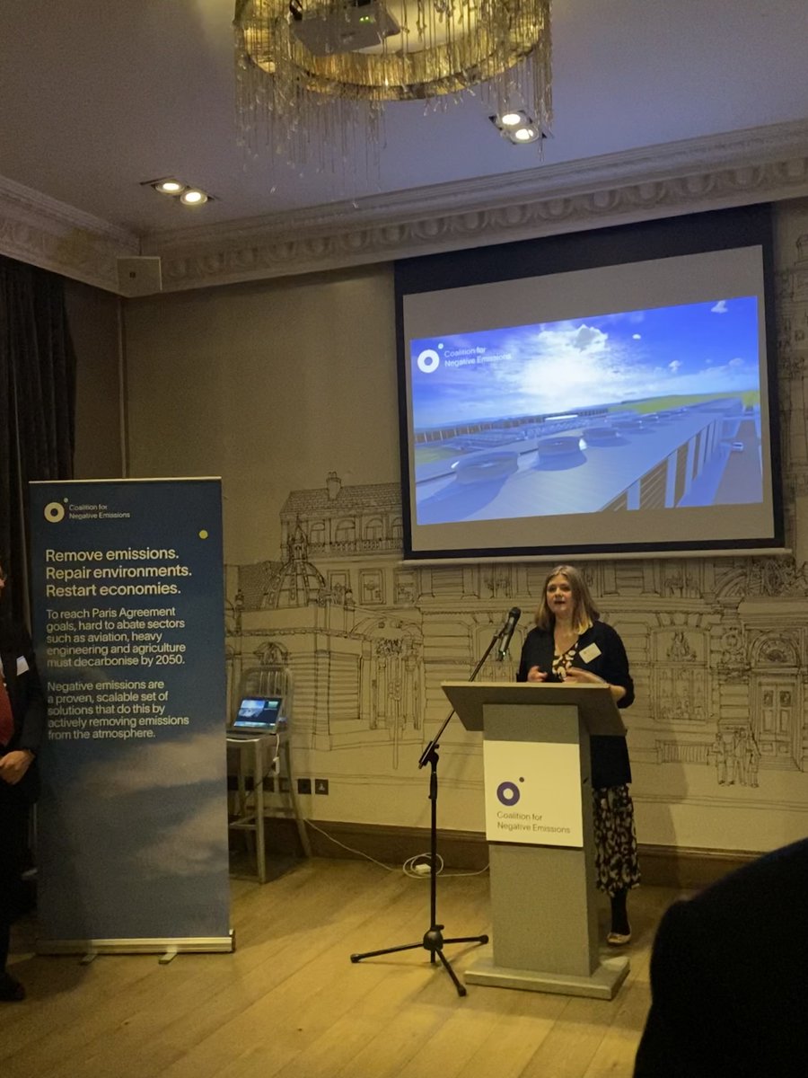 NegEmissions's tweet photo. Then Raph Pfaeltzer at @StoreggaEarth and Amy Ruddock, VP Europe at @CarbonEngineer discussed their partnership. They have begun engineering + design of a DACS facility, set to permanently remove 500,000-1 million tonnes of CO2 from the atmosphere annually. https://t.co/wl1xjQRKjK
