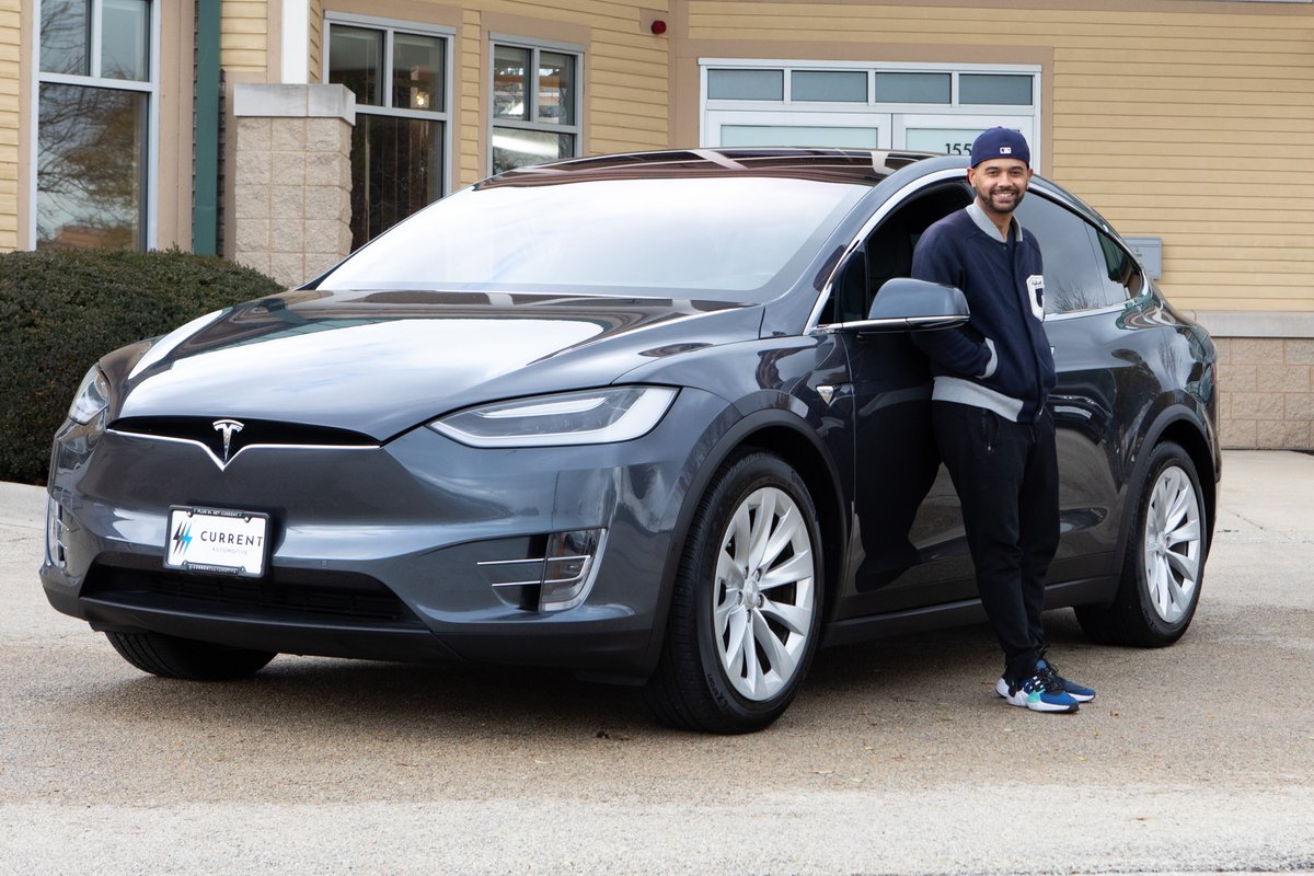 Current_Auto's tweet photo. Sent this 2016 Model X 75D with six seats, Full Self-Driving, free Premium Connectivity, and free lifetime Supercharging home with another freshly minted EV driver yesterday! https://t.co/GdCtY8sTEZ