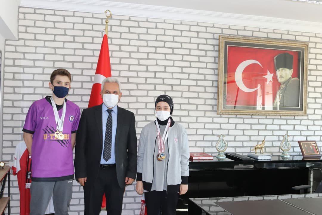 Uğur Okulları Canik Kampüsü (@uocanik) on Twitter photo UĞURLU ŞAMPİYONLAR!!!
Makam Ziyaretinde.💜
#ugurdaaktifyaşam💜
<a href="/SeyitahmetSulu2/">Seyitahmet Sulubey</a> <a href="/zuhalsarac2/">zuhalsarac</a> UĞURLU ŞAMPİYONLAR!!!
Makam Ziyaretinde.💜
#ugurdaaktifyaşam💜
<a href="/SeyitahmetSulu2/">Seyitahmet Sulubey</a> <a href="/zuhalsarac2/">zuhalsarac</a>