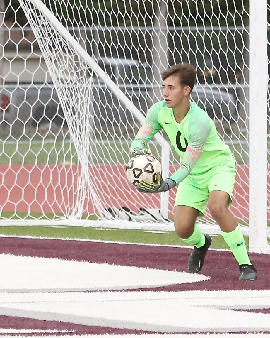 SeuserJ's tweet photo. AVCTL D-III Boys Soccer Accolades! 

2nd Team:

Ethan Stambaugh - Mid
Jaylen Cherry - Fwd
Jax Frederick - GK

@hutchsports https://t.co/UmroUJG1z3